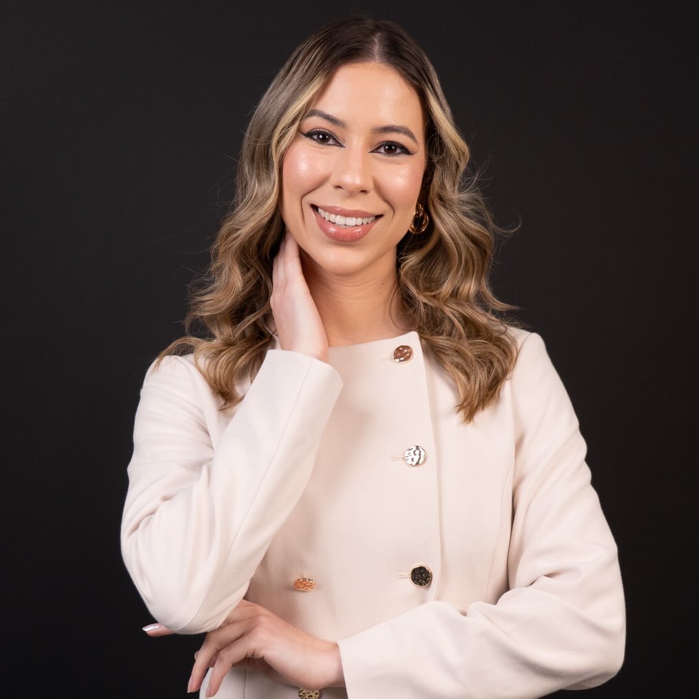 Dra. Nathercia Lima - Especialista en Medicina Estética